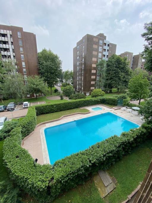 Appartement Artsy Flat With Shared Pool *
